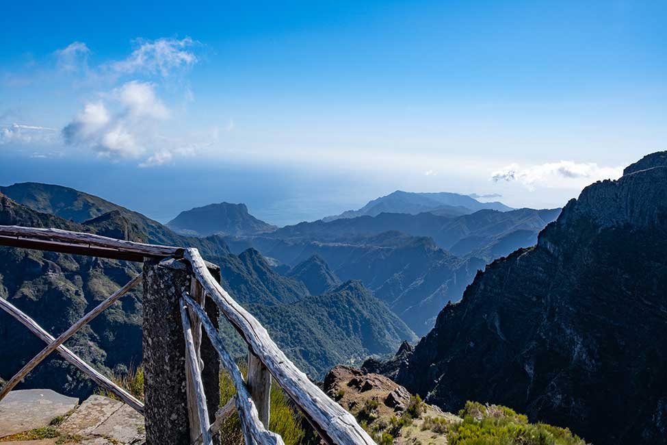Hiking Pico Aireiro To Pico Ruivo in Madeira 